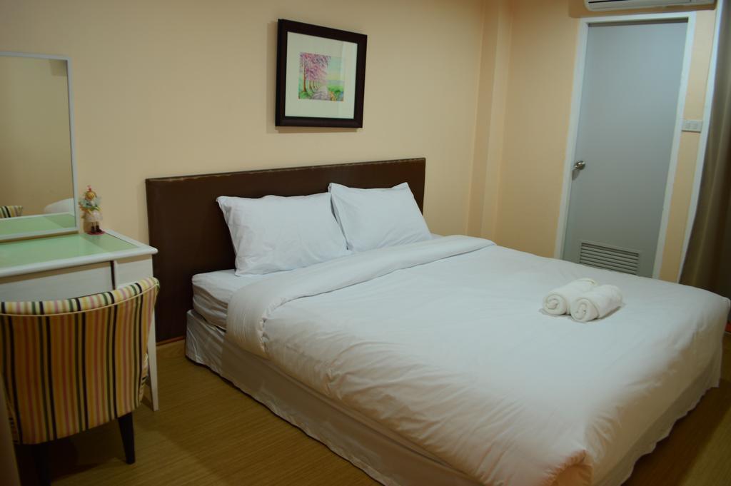לינה וארוחת בוקר צ'יאנג מאי The Grace House Chiangmai חדר תמונה