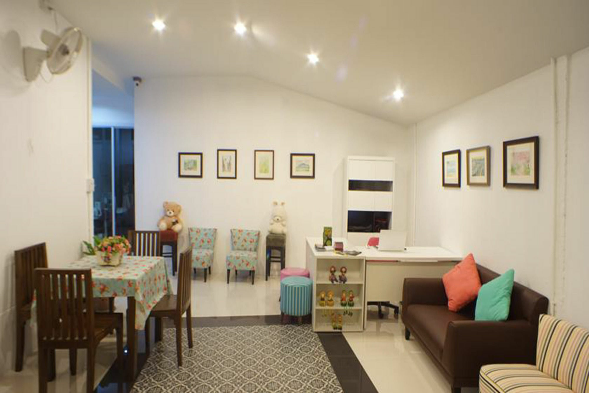 לינה וארוחת בוקר צ'יאנג מאי The Grace House Chiangmai מראה חיצוני תמונה